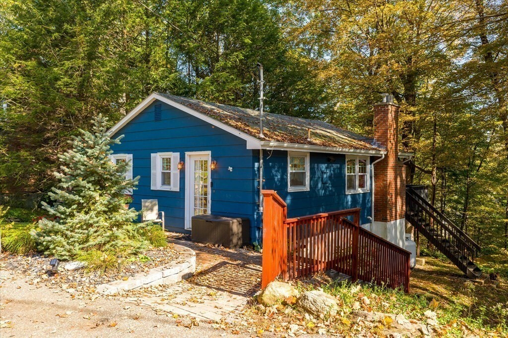 Property Photo:  117 Maybrook Road  MA 01521 