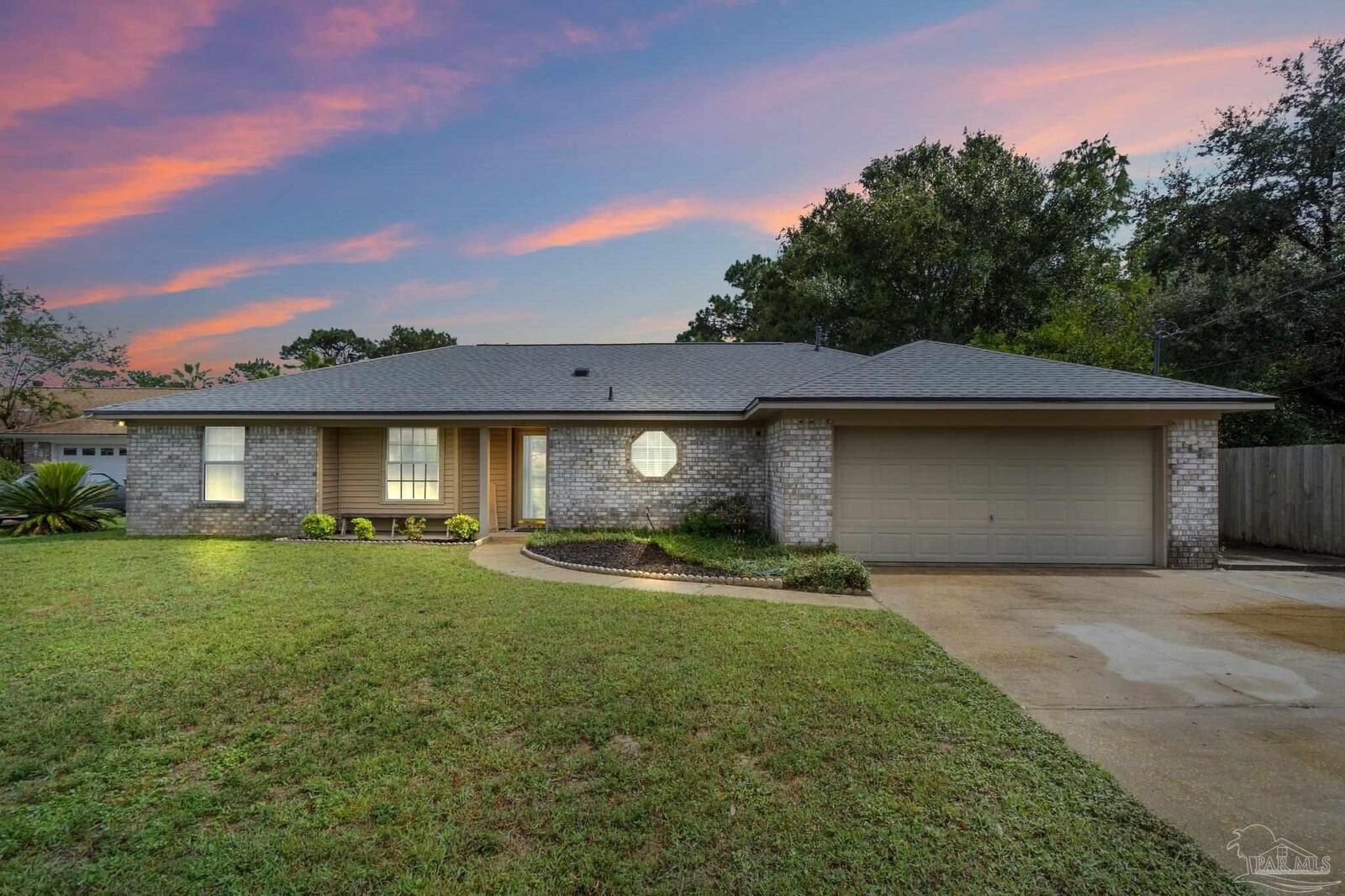 Property Photo:  11120 Pine Hill Dr  FL 32506 