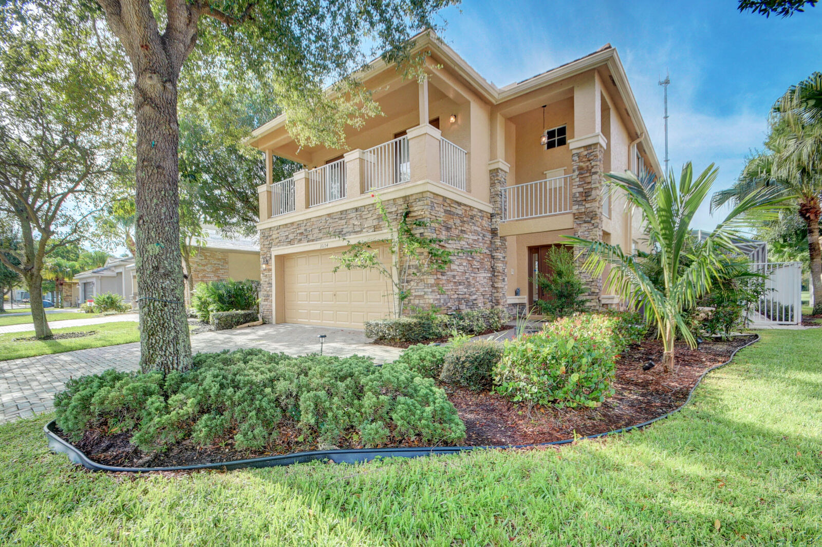 Property Photo: 10154 Clubhouse Turn Road FL 33449