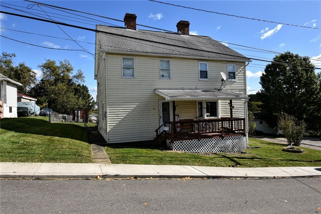 Property Photo:  14 Lincoln St  PA 15324 