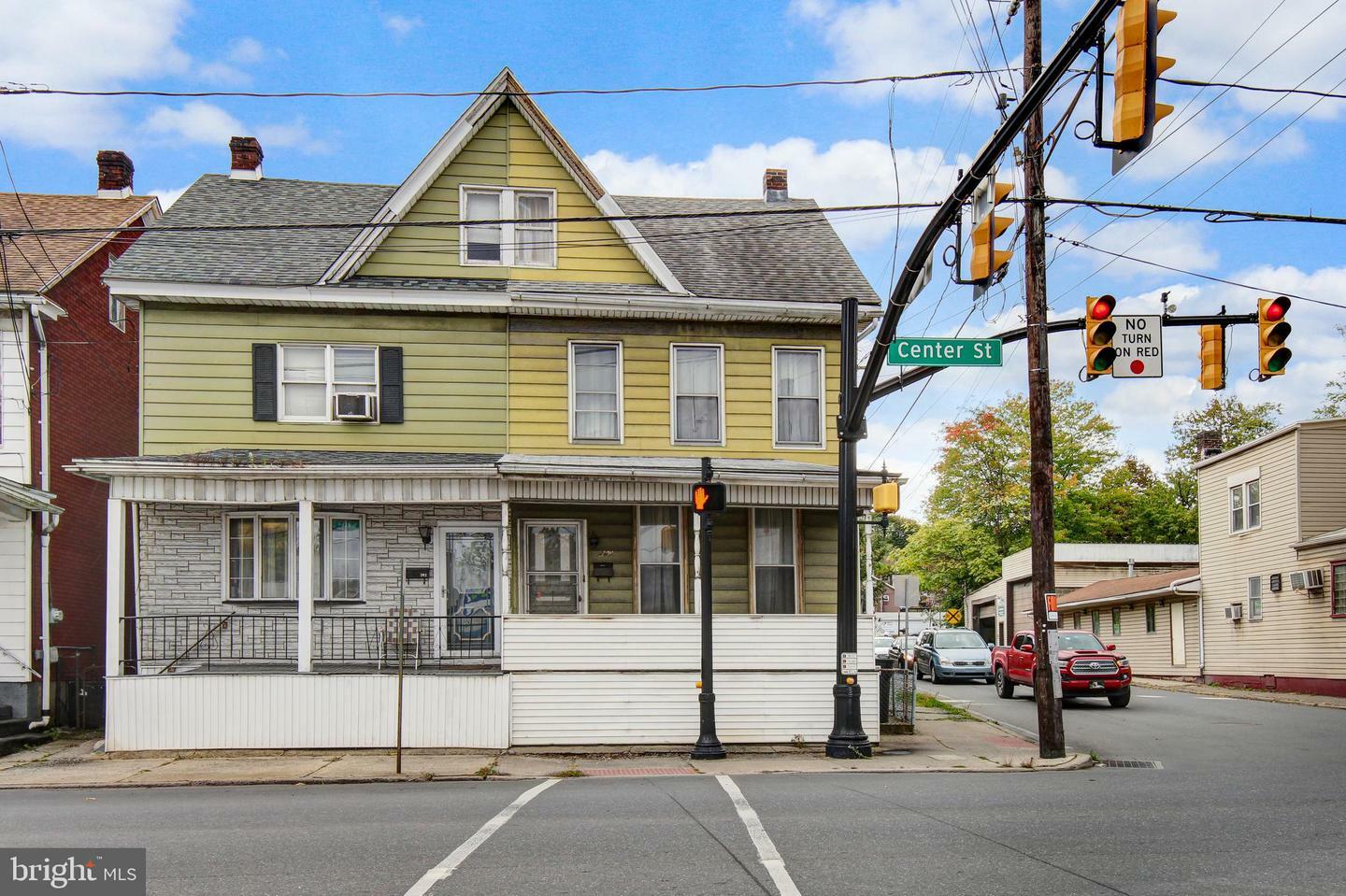 Property Photo:  200 Center Street  PA 18252 