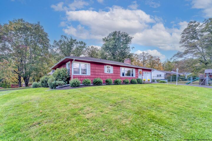 17 Brookside  Lake Katrine NY 12449 photo