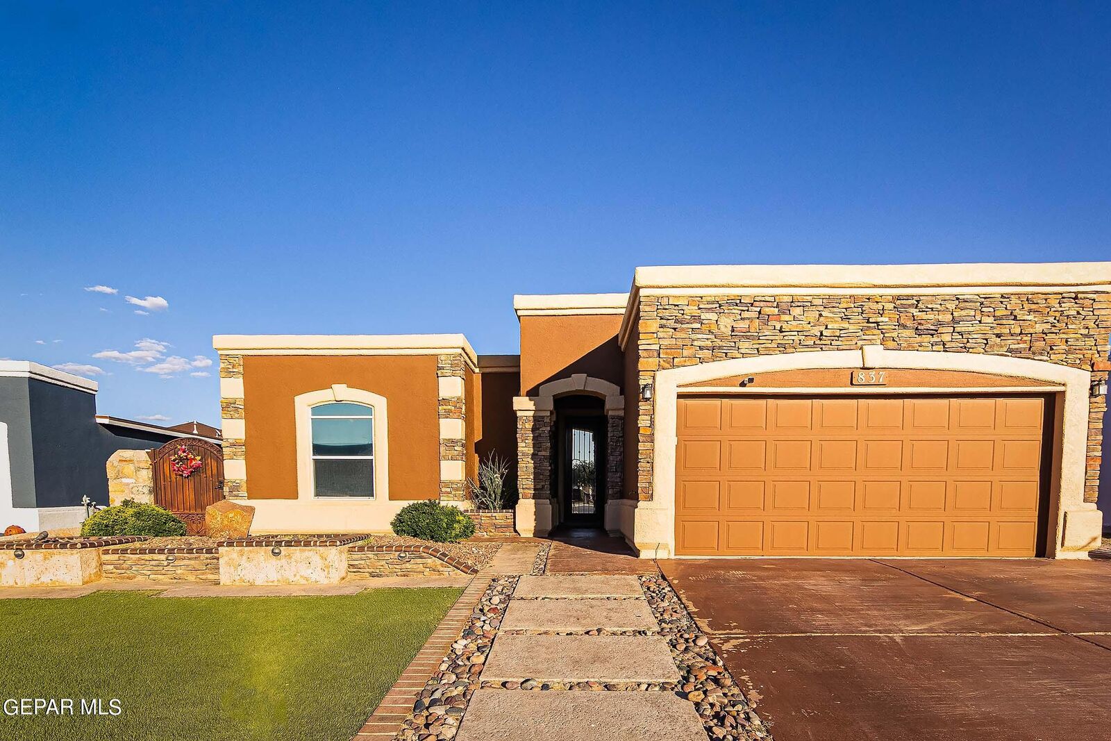 Property Photo:  837 Desert Silver Drive  TX 79928 
