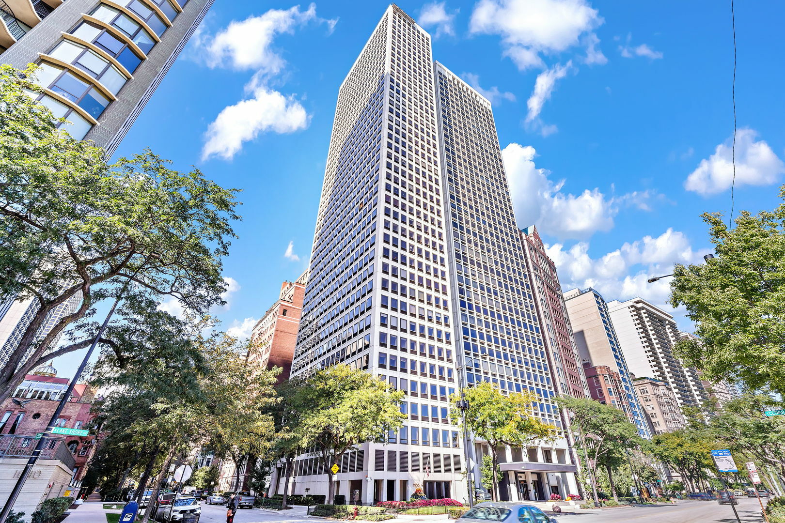 Property Photo:  1100 N Lake Shore Drive 8B  IL 60611 