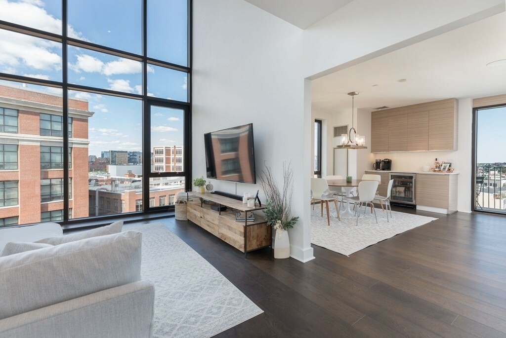Property Photo: 14 W Broadway Ph 903 MA 02127
