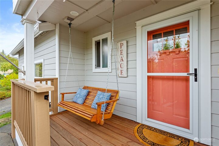 Property Photo:  3122 Brandywine Court  WA 98226 