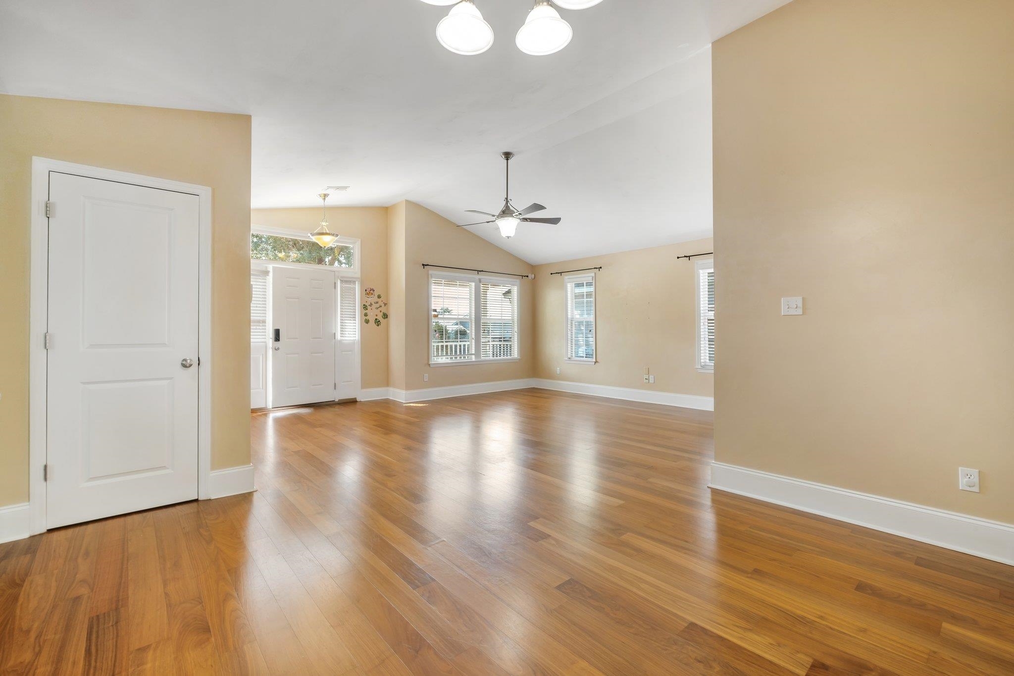 Property Photo:  978 Indigo Creek Way  FL 32301 