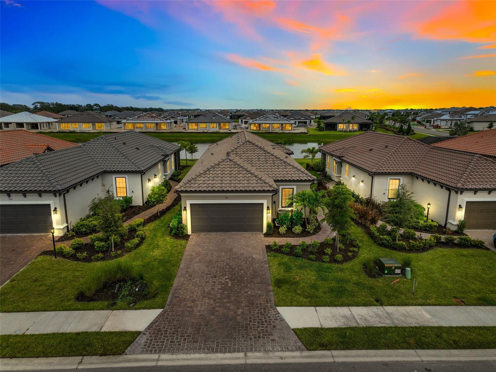 Property Photo:  3111 Veneto Court  FL 34211 