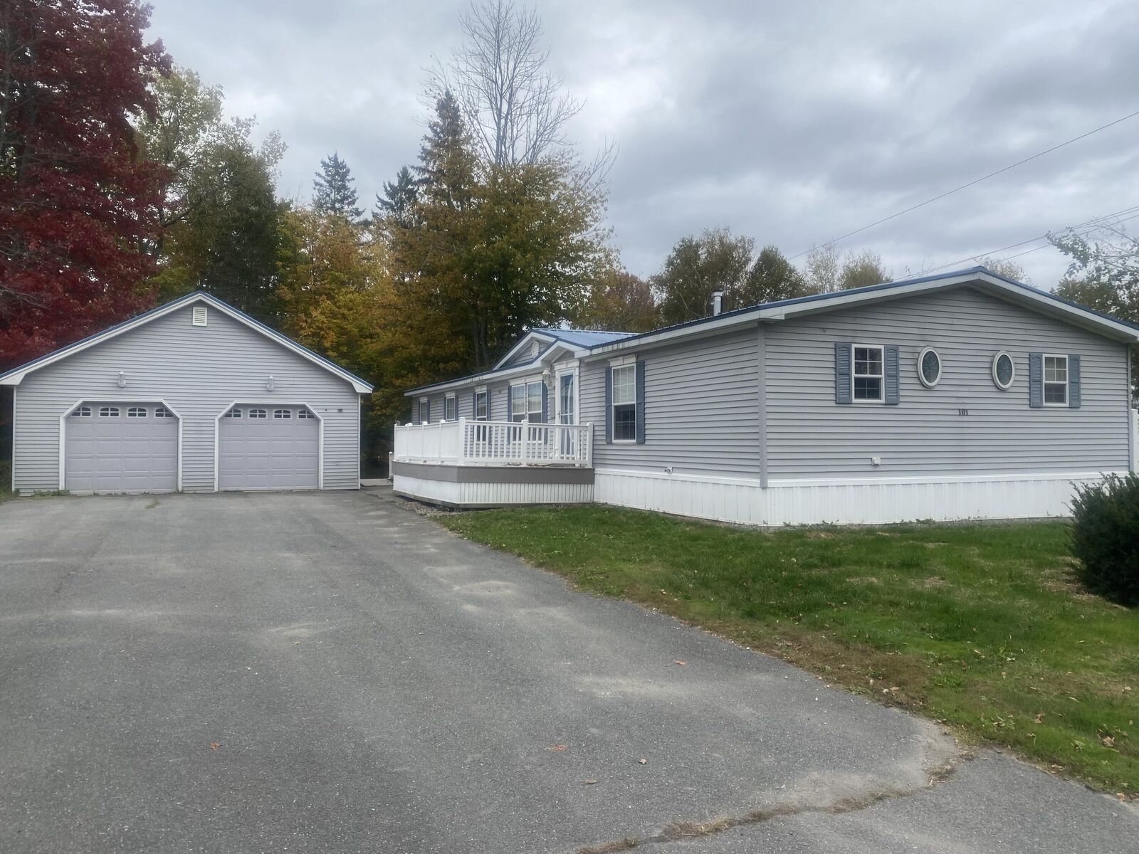 Property Photo: 101 Birch Hill Estate ME 04401