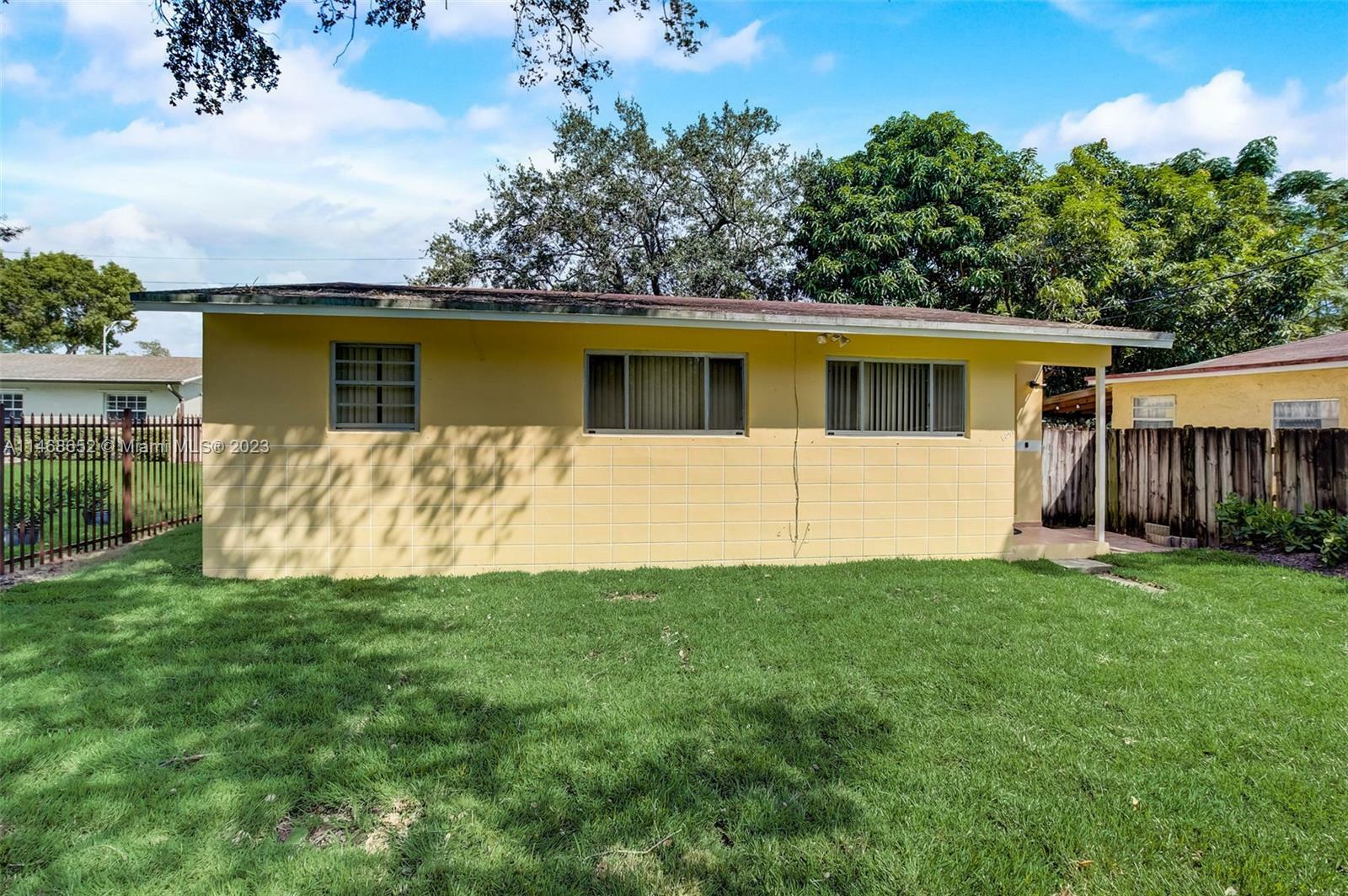 Property Photo:  6091 SW 64th Ter  FL 33143 