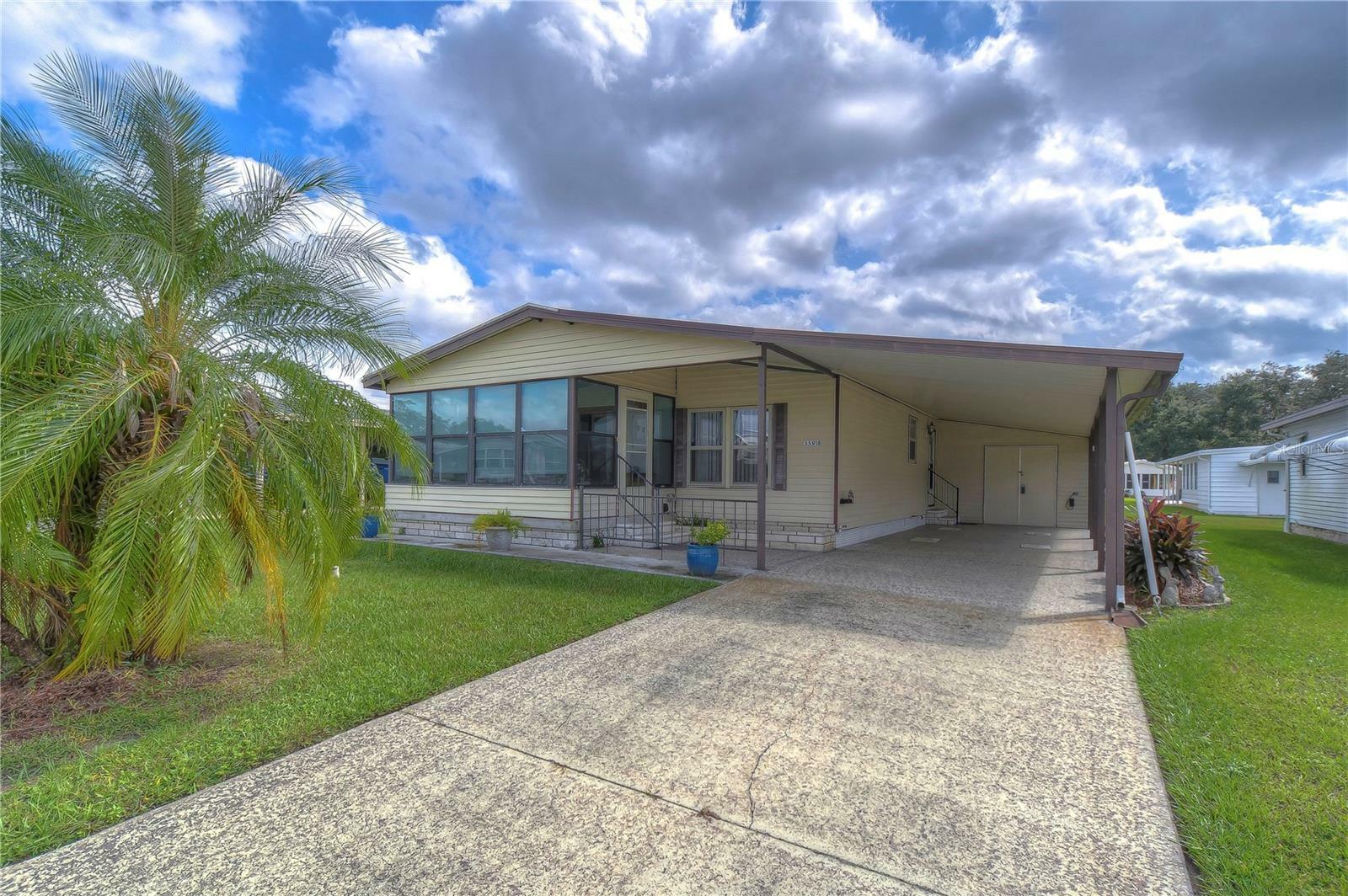 35918 Verano Lane  Zephyrhills FL 33541 photo