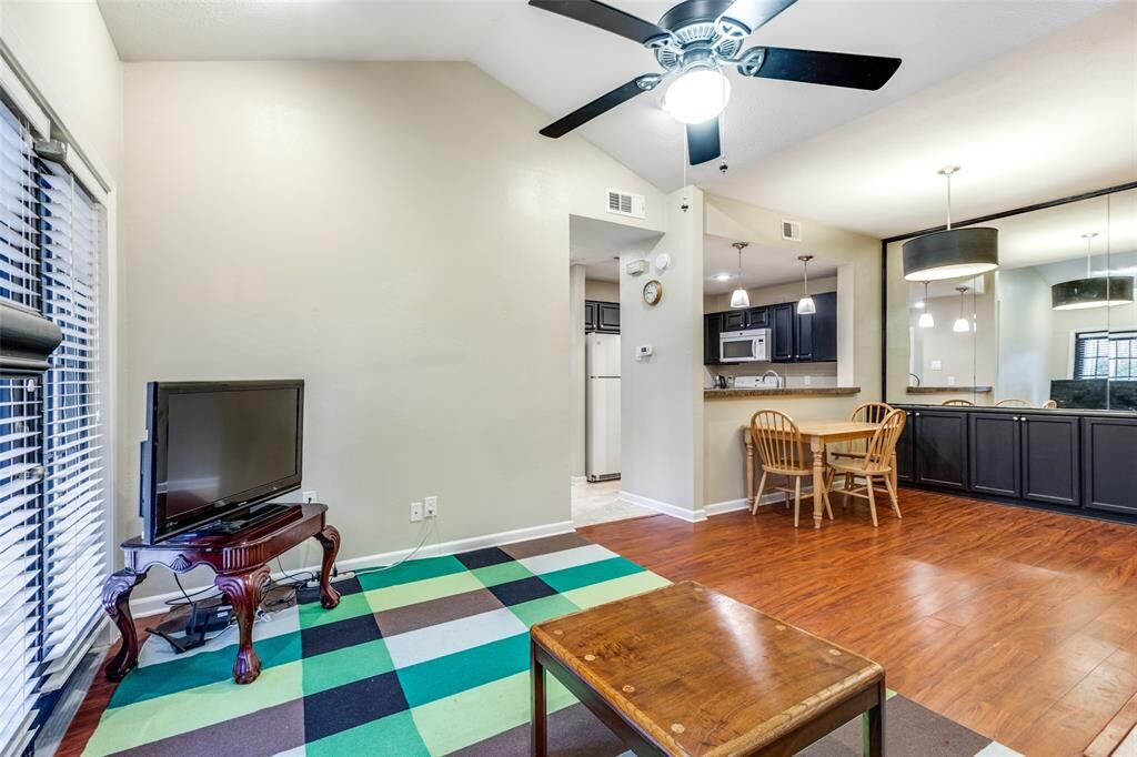 Property Photo:  8601 Park Lane 428  TX 75231 