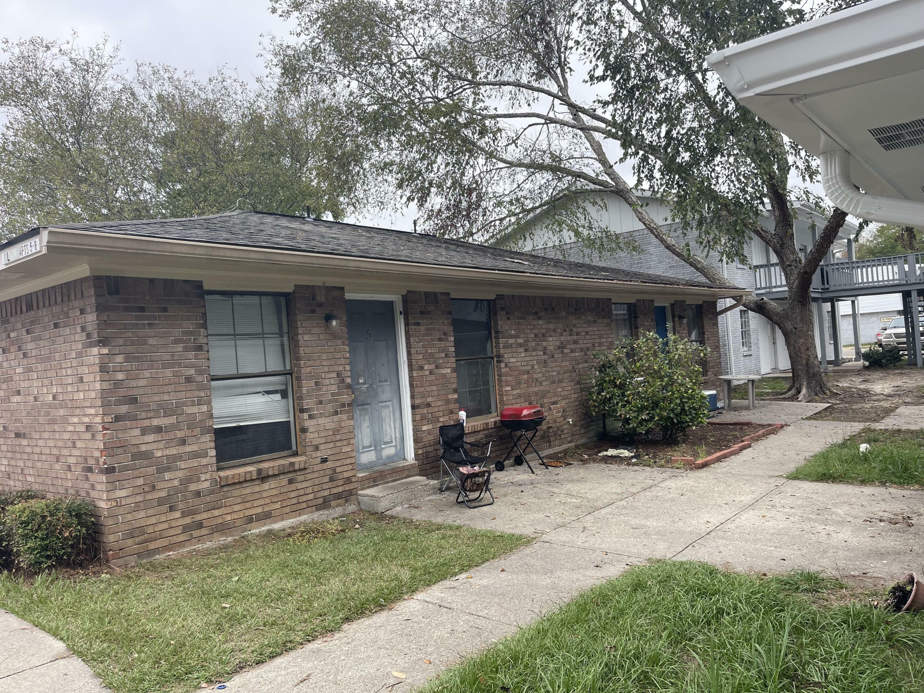 Property Photo:  9 Azalea Ave.  MS 39402 