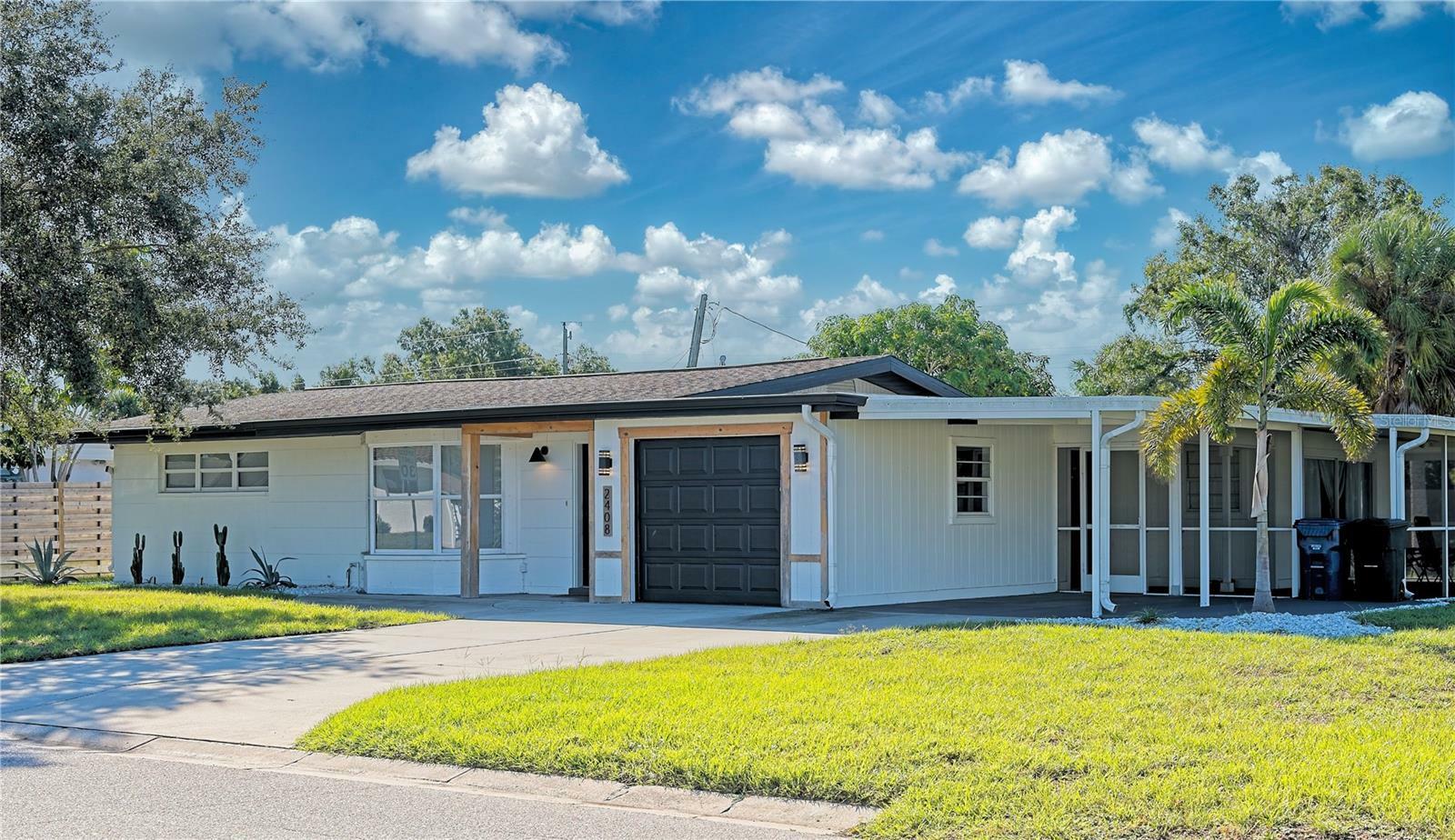 Property Photo: 2408 Sunnyside Street FL 34239