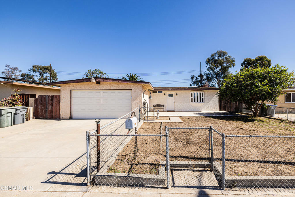 Property Photo:  3420 Madera Place  CA 93033 