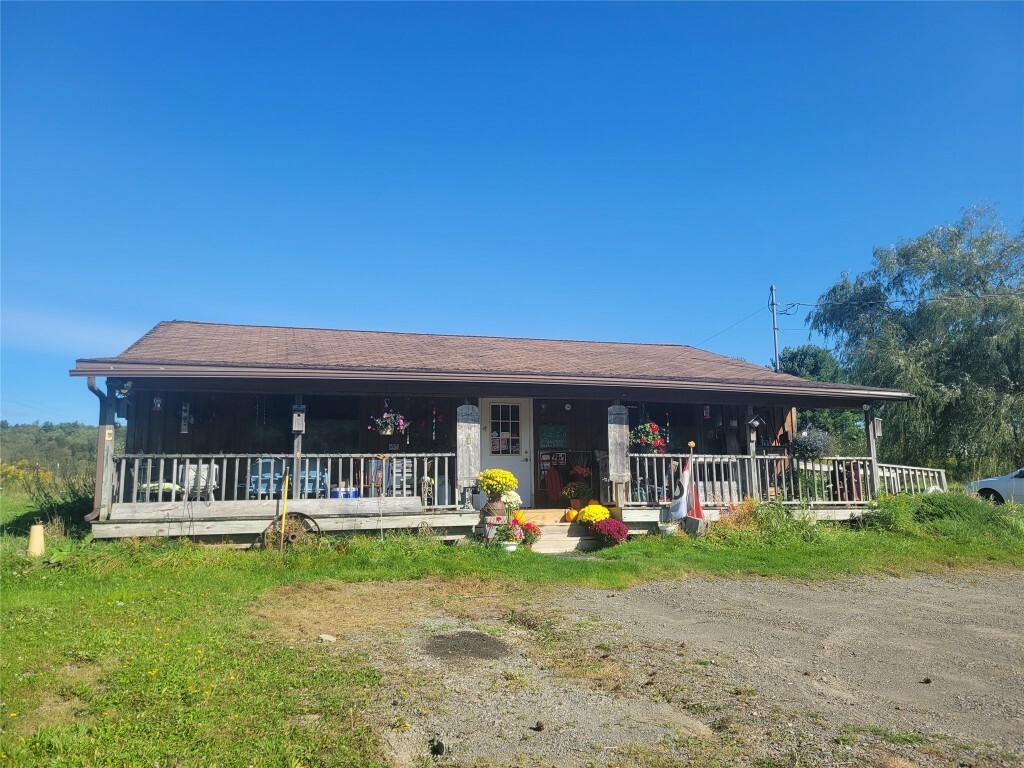 Property Photo:  866 State Route 41  NY 13863 