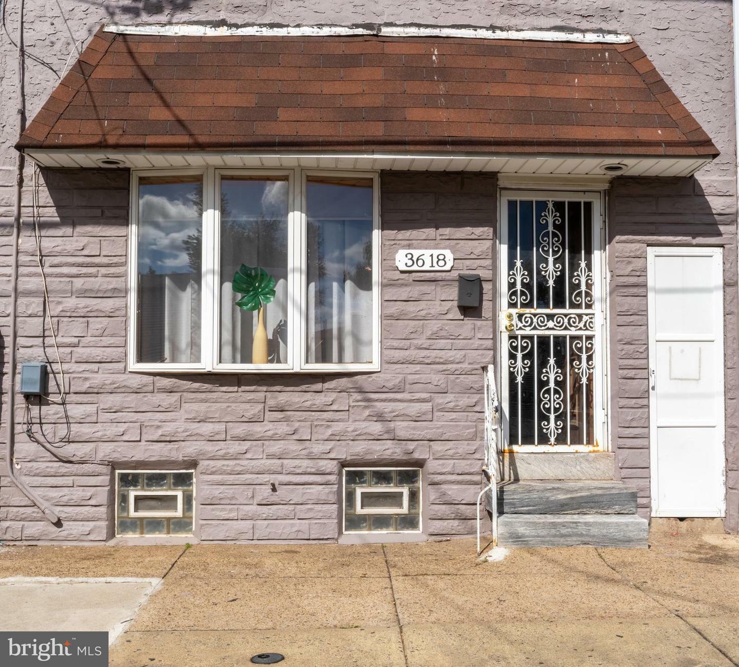 Property Photo:  3618 Emerald Street  PA 19134 