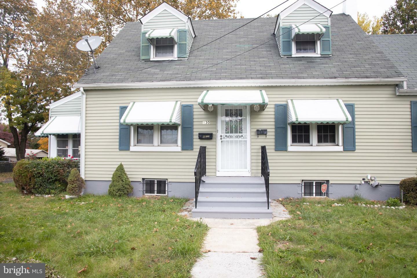 Property Photo:  130 Parkway Avenue  NJ 08618 