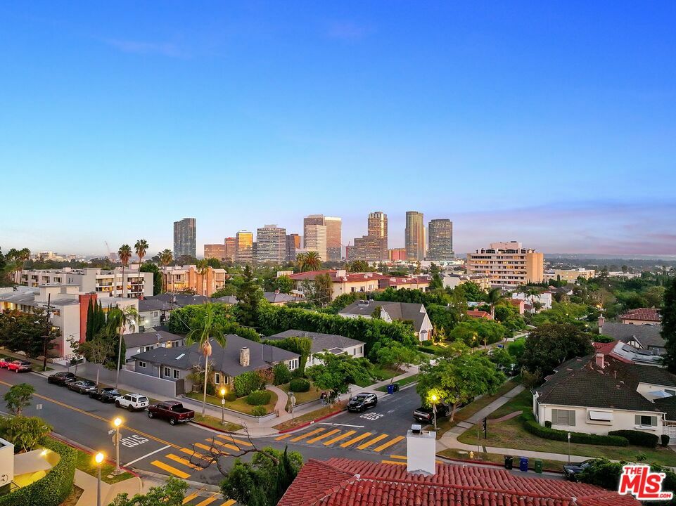 Property Photo: 10430 Wilshire Blvd 504 CA 90024