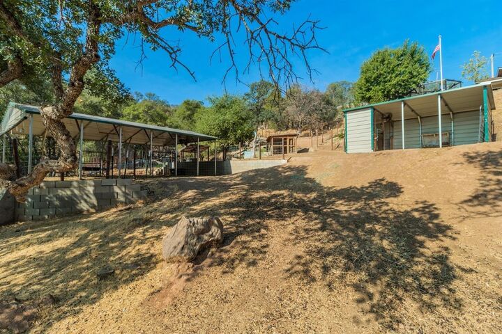 Property Photo:  29211 Larkspur Road  CA 93667 