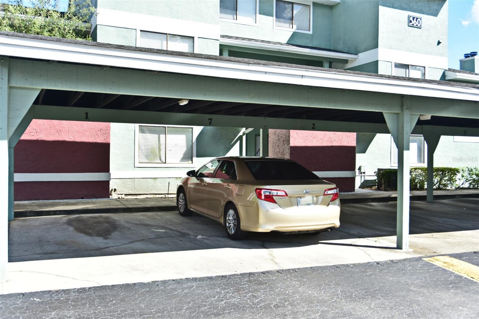 Property Photo:  560 Breckenridge Village 207  FL 32714 