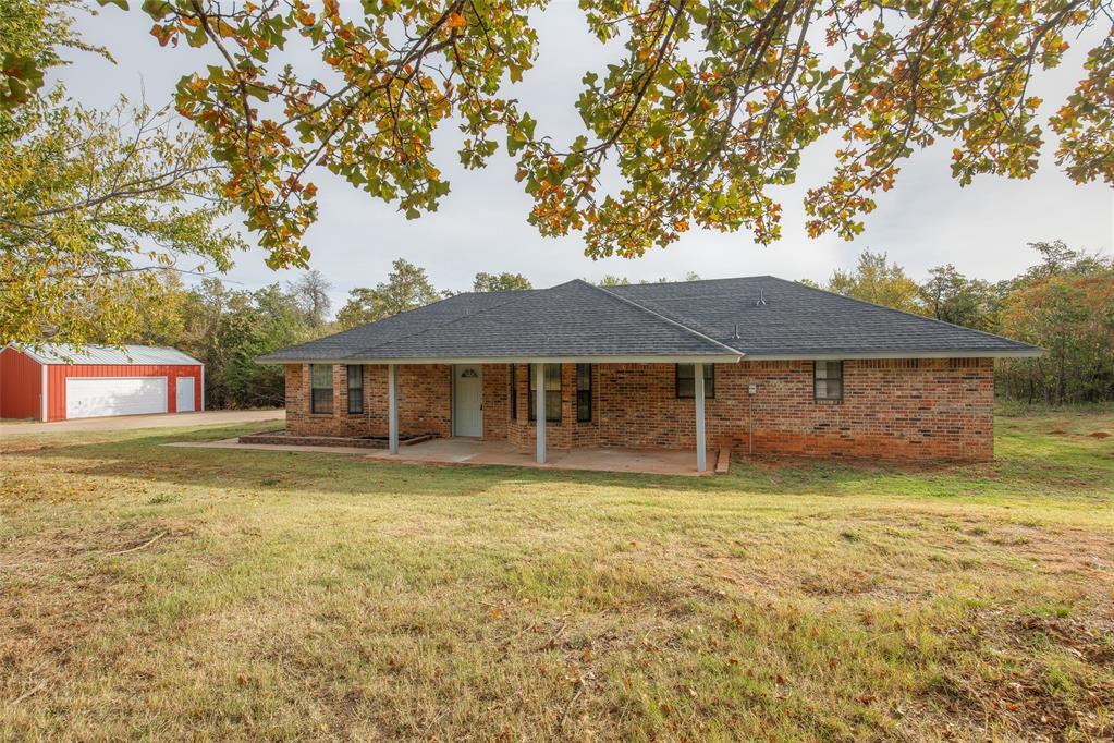 Property Photo: 18310 SE 59th Street OK 74857
