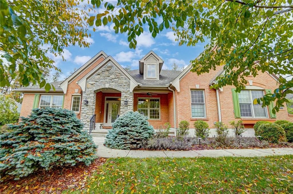 Property Photo: 4592 Whispering Oak Trail OH 45247