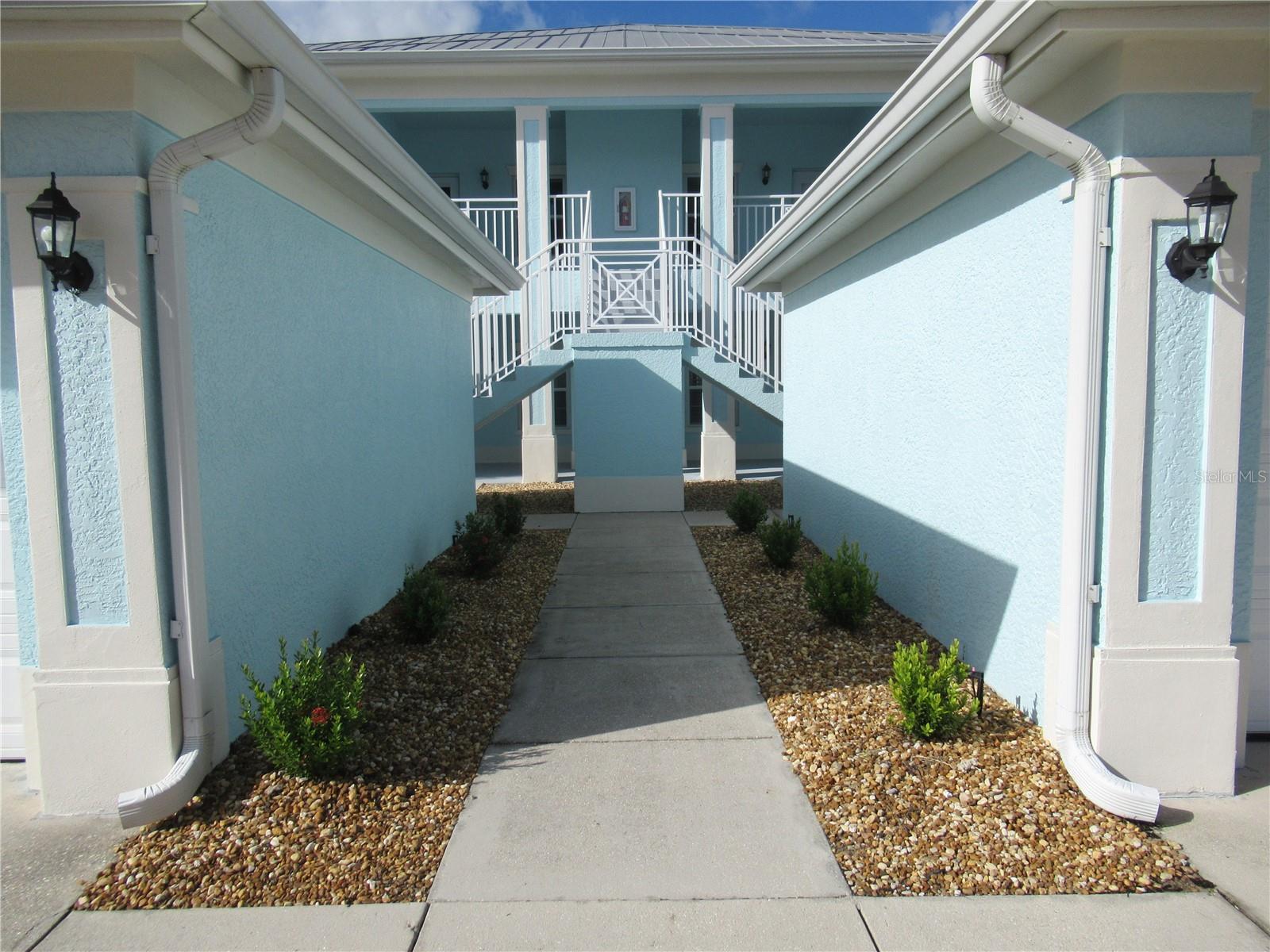 Property Photo:  5755 Sabal Trace Drive 102bd5  FL 34287 