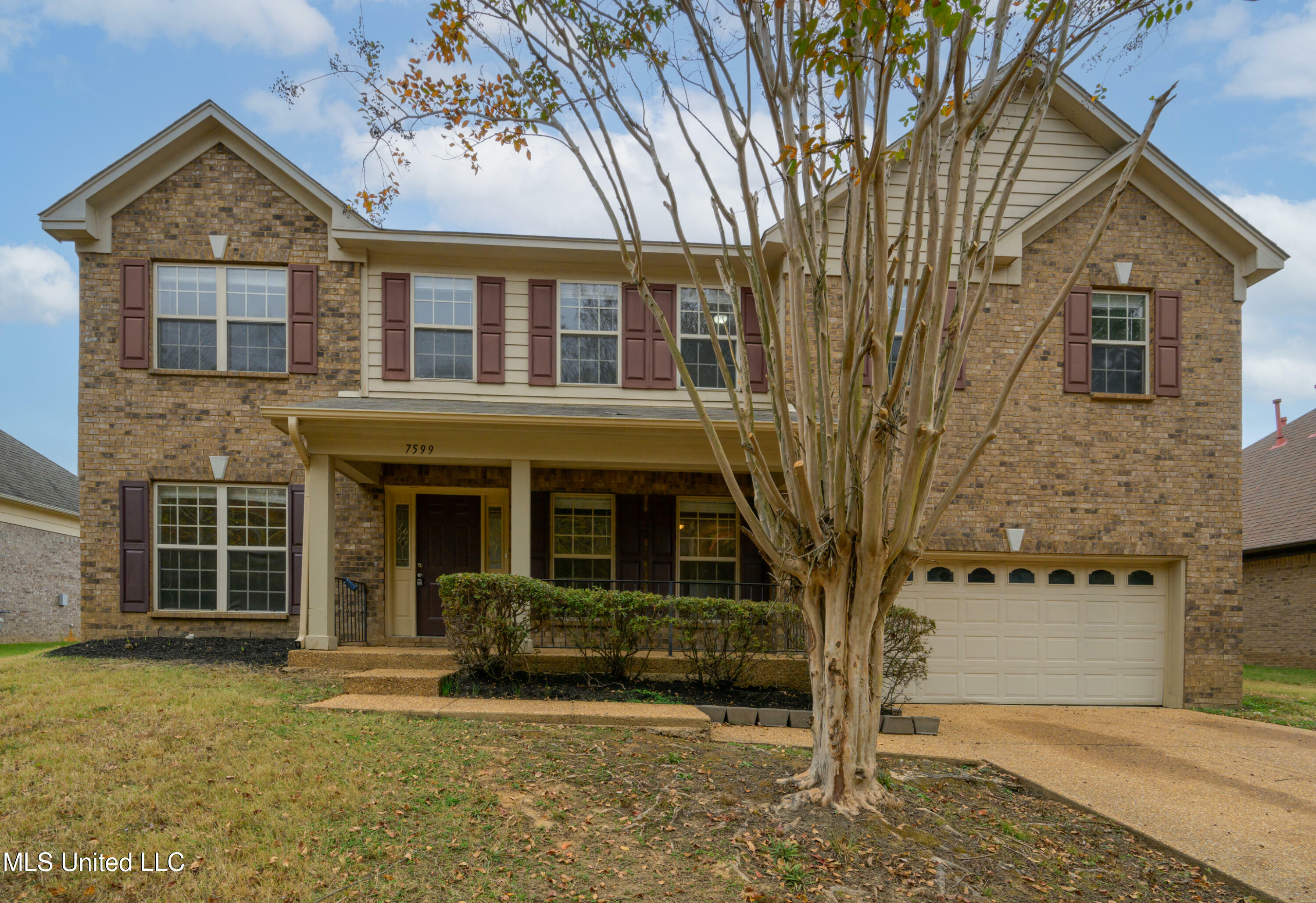 7599 Hummingbird Drive  Olive Branch MS 38654 photo