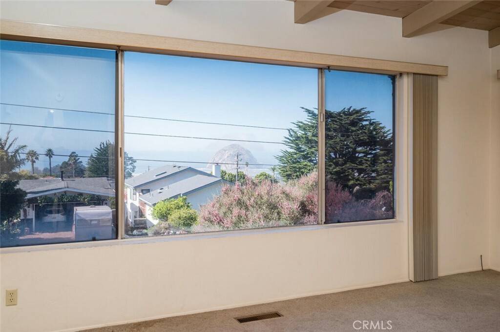 Property Photo:  380 Fairview Ave  CA 93442 