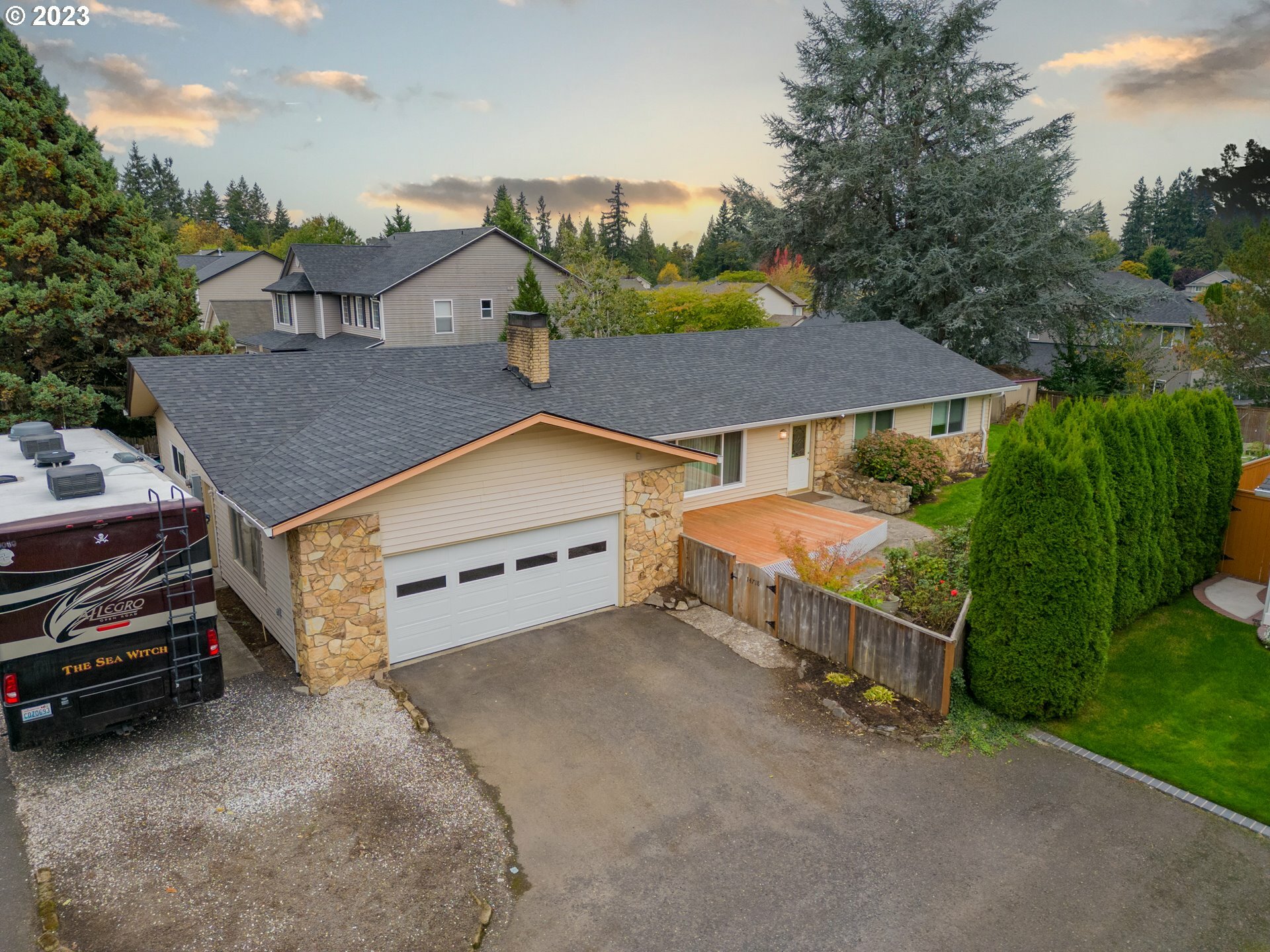 Property Photo:  14718 NW 6th Ave  WA 98685 