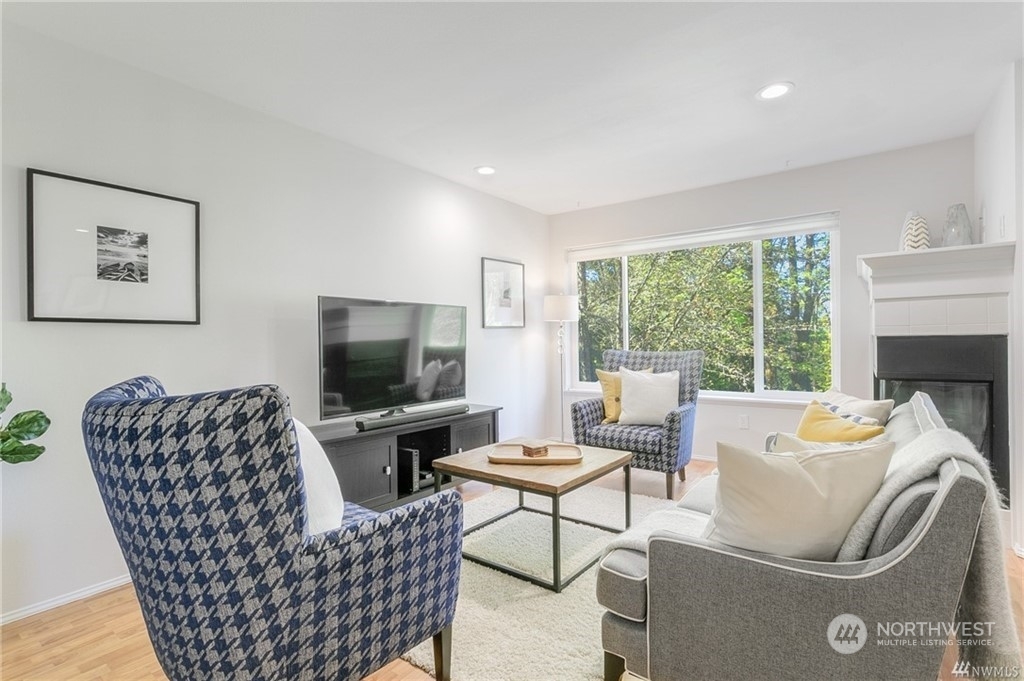 Property Photo: 5000 NW Village Park Drive A104 WA 98027