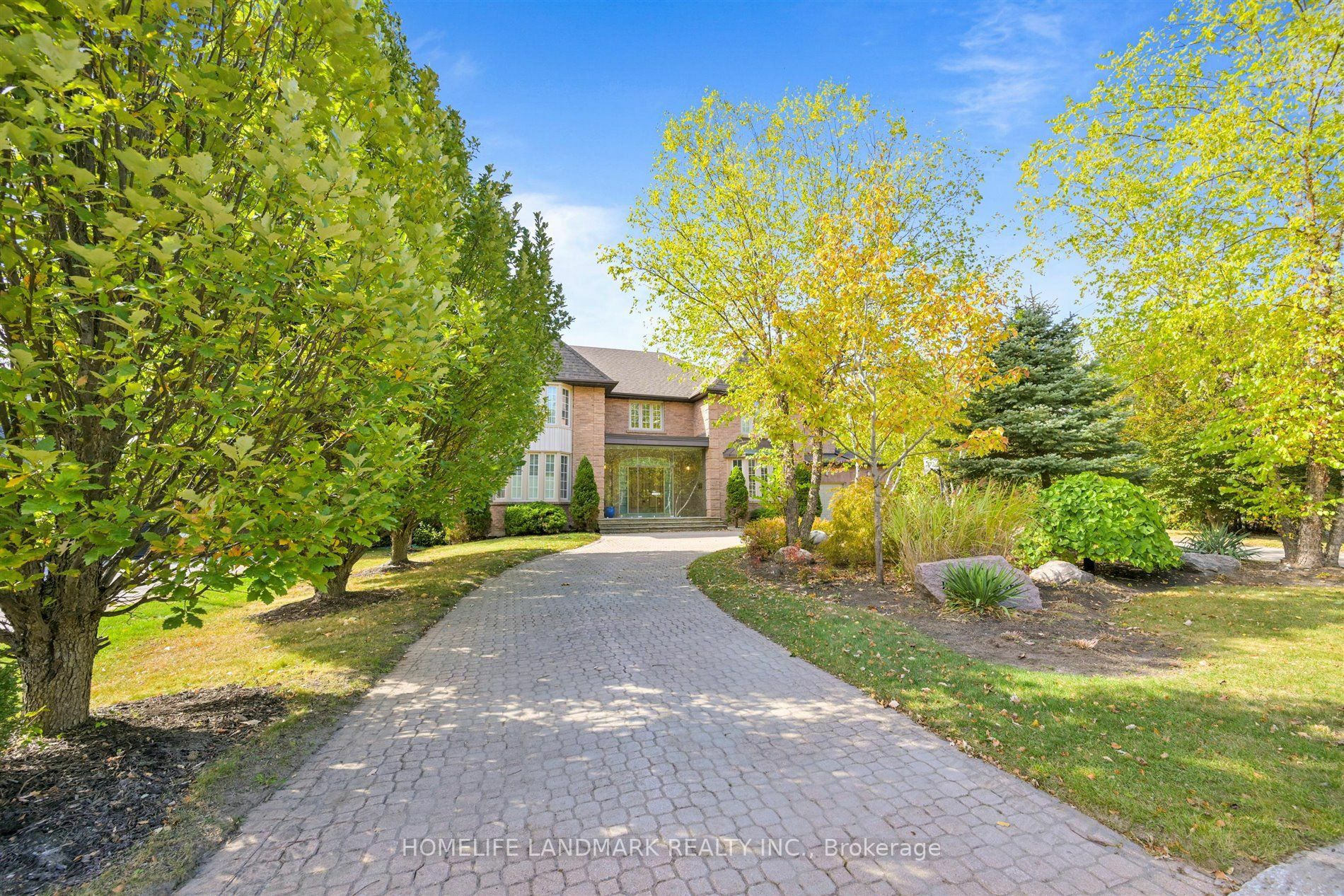 Property Photo: 10 Prescott Crt ON L3T5W7