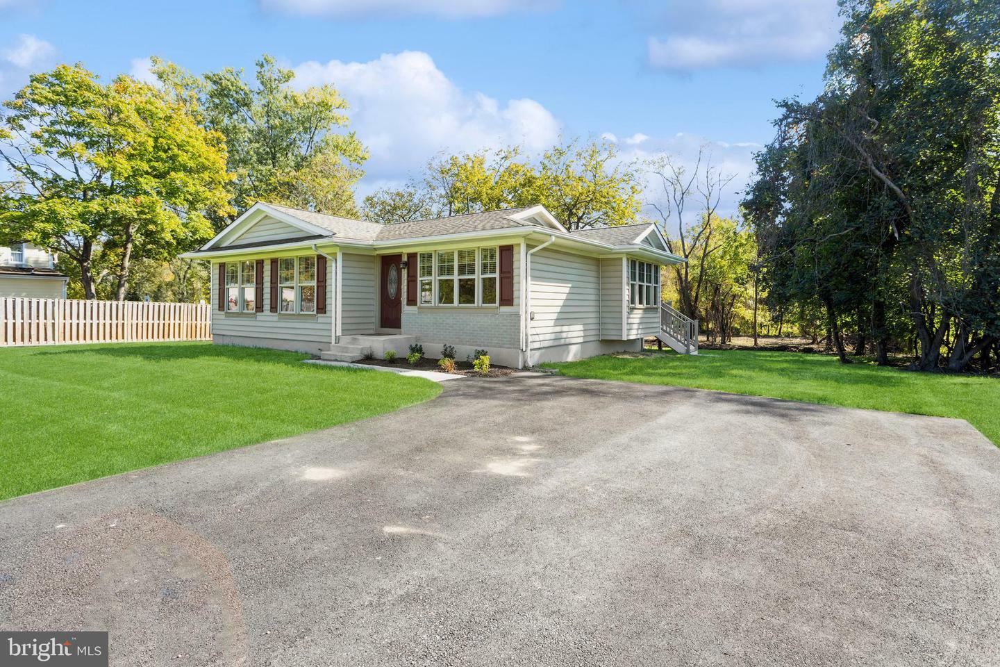 Property Photo:  5737 Race Road  MD 21075 