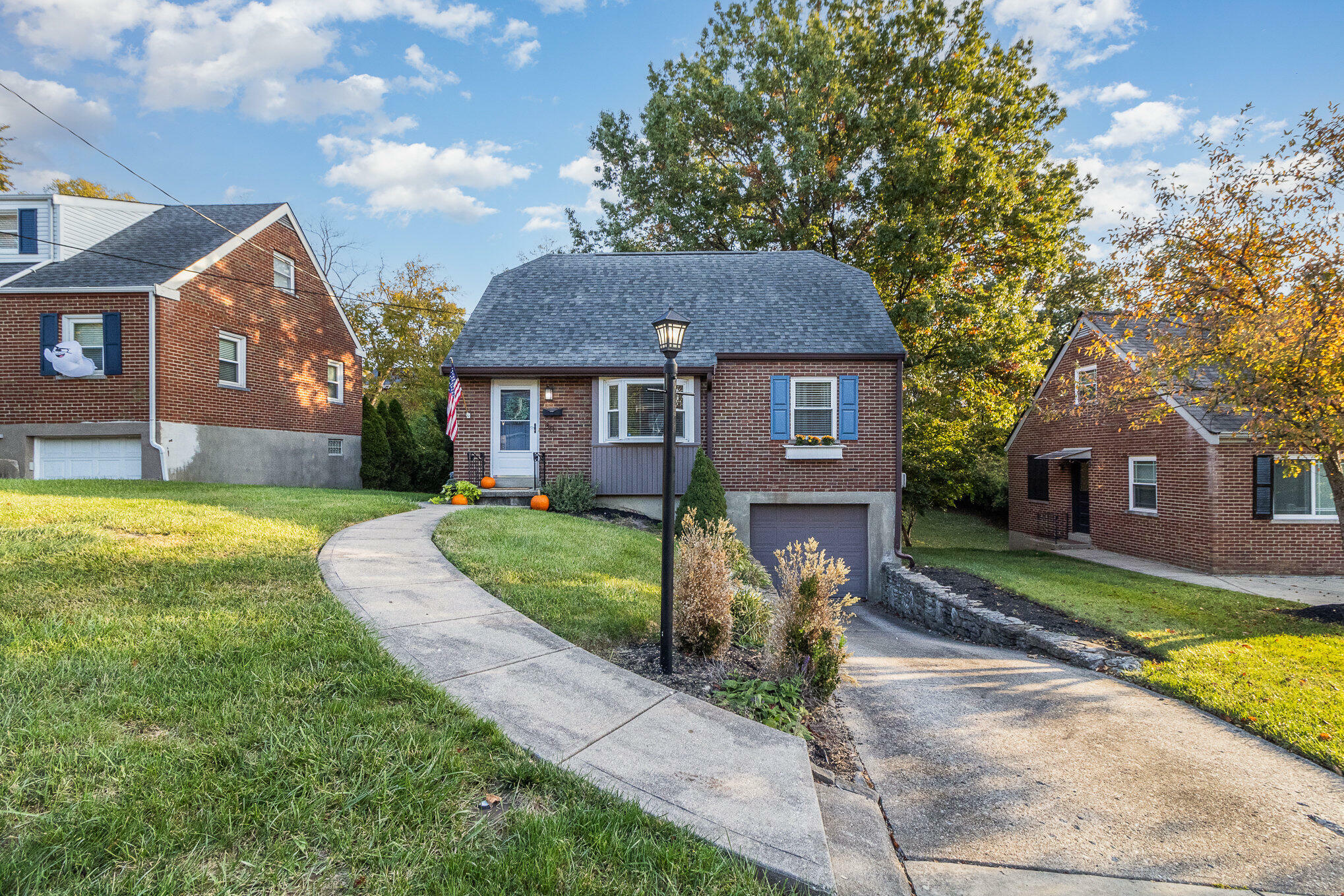 Property Photo: 30 E Lakeside Avenue KY 41017