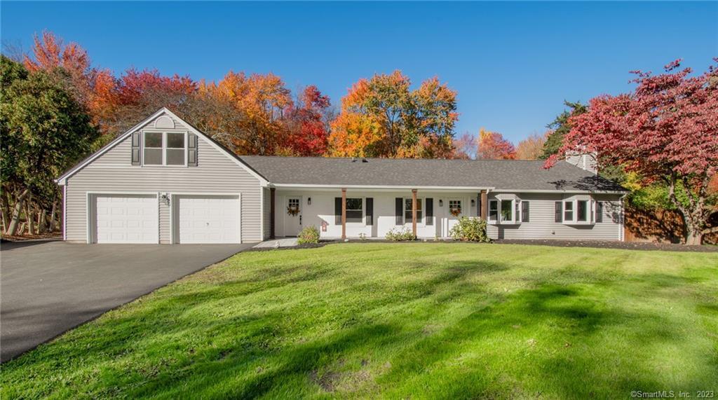 Property Photo:  15 Fable Lane  CT 06032 