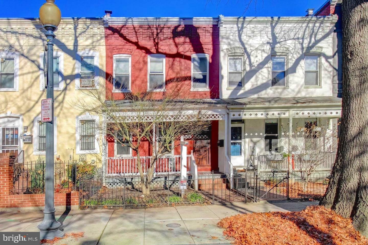 Property Photo:  812 I Street NE  DC 20002 