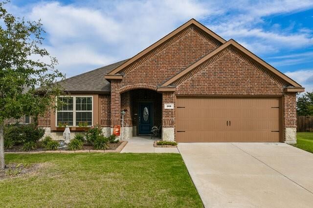 Property Photo: 102 Arborside Drive TX 75165