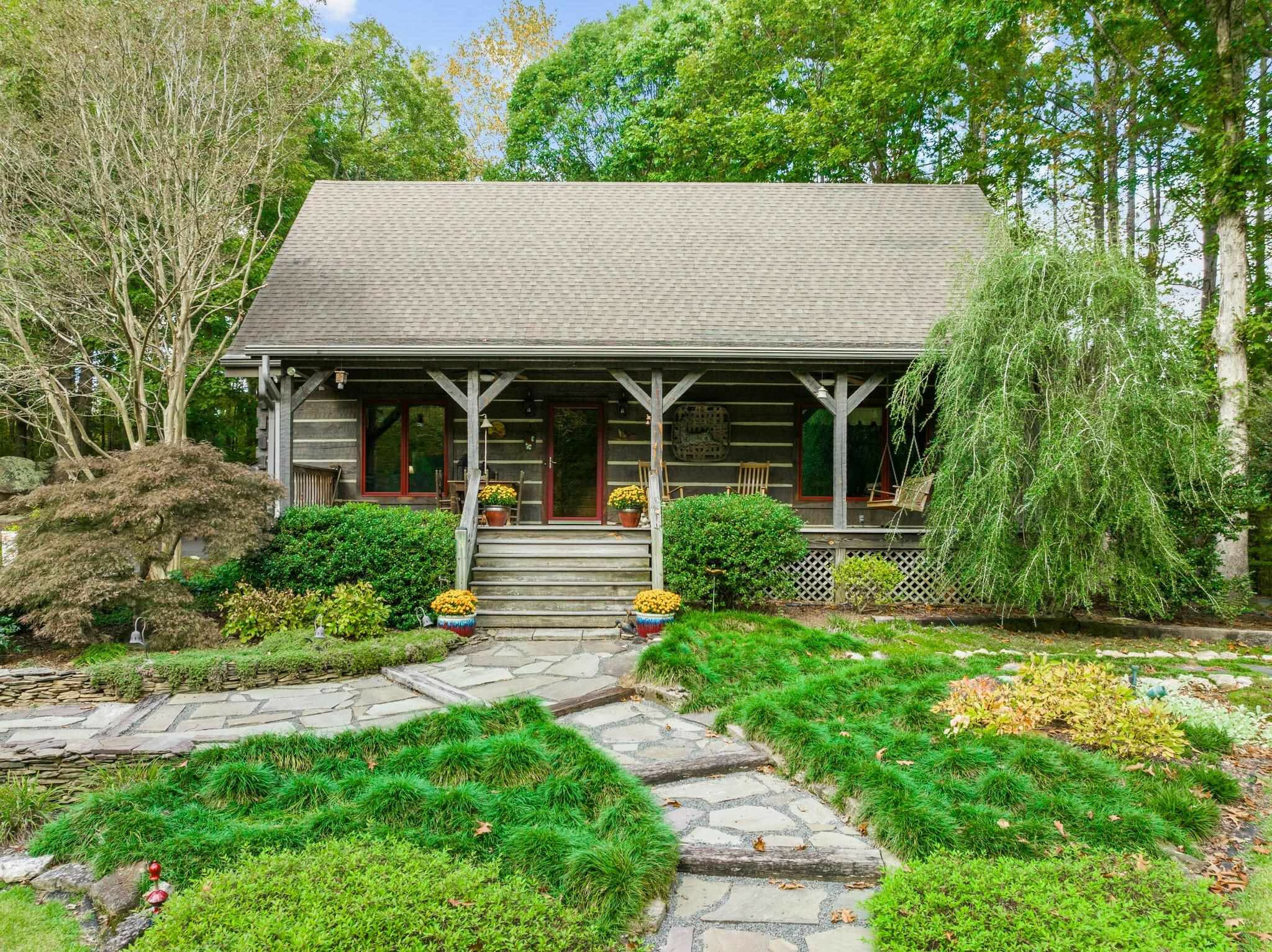 Property Photo:  404 General Green Road  NC 27544 