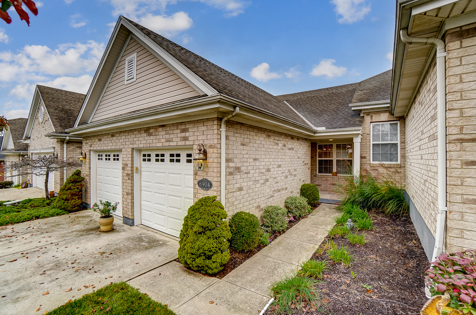 Property Photo: 6904 Summit Lake Drive OH 45247