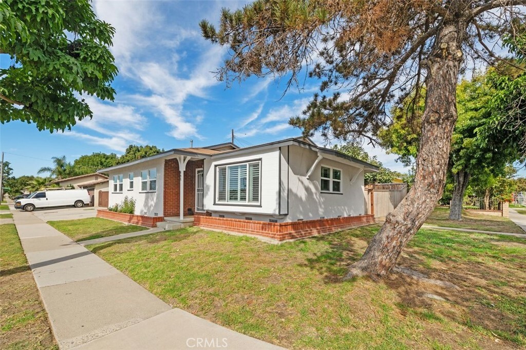 Property Photo:  131 Keene Drive  CA 90631 