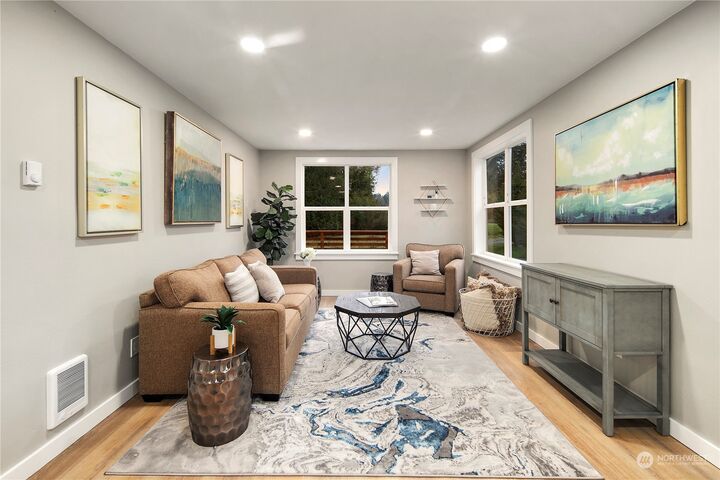 Home for sale in Renton 18847 SE Lake Youngs Road, Renton, WA 98058