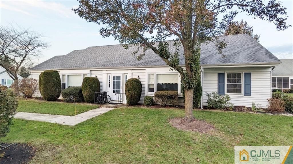 Property Photo:  0-585B Old Nassau Road 585B  NJ 08831 