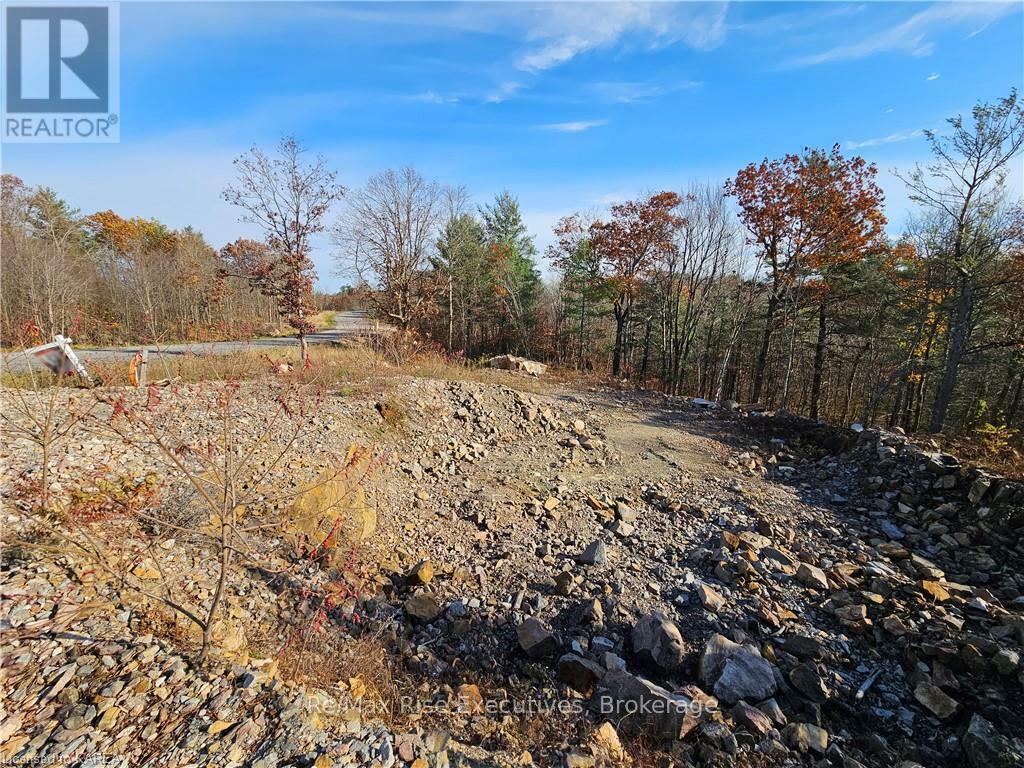 Property Photo:  A5 Hetu Road  ON K7G 2V3 