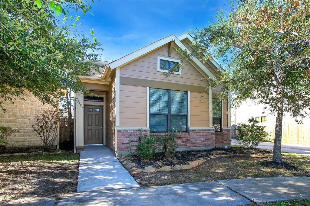 Property Photo:  29707 Meridian Hill Drive  TX 77386 