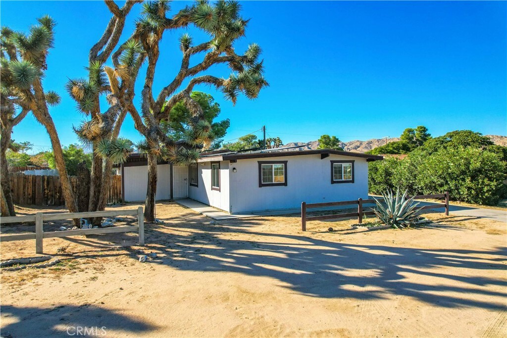 Property Photo:  7638 Elk Trail  CA 92284 