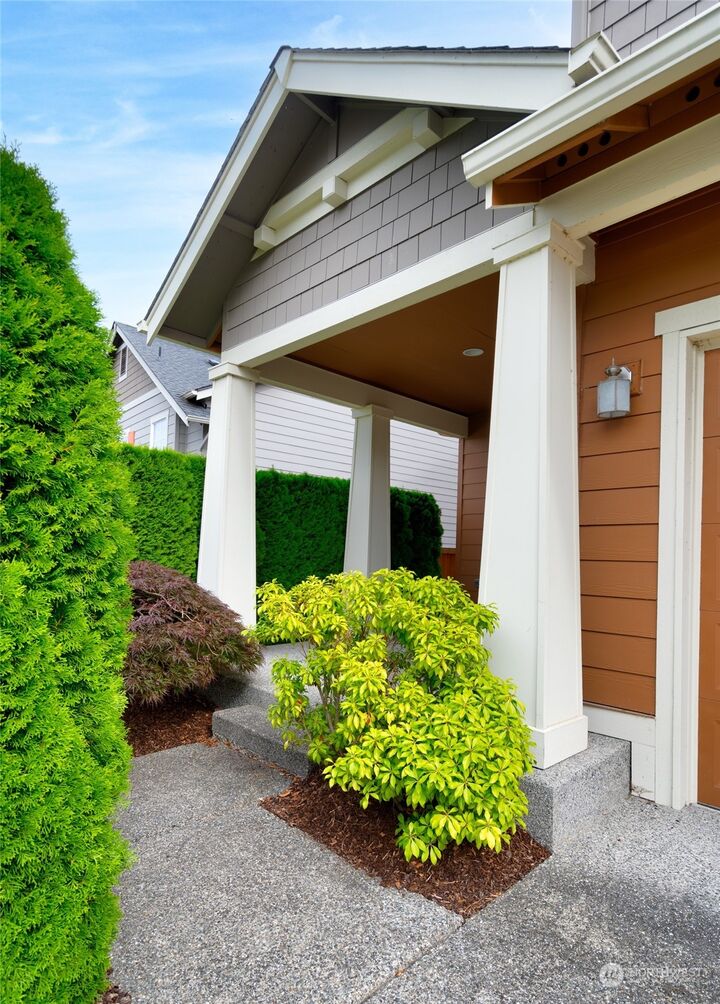 Property Photo: 5502 Buckhorn Way WA 98273