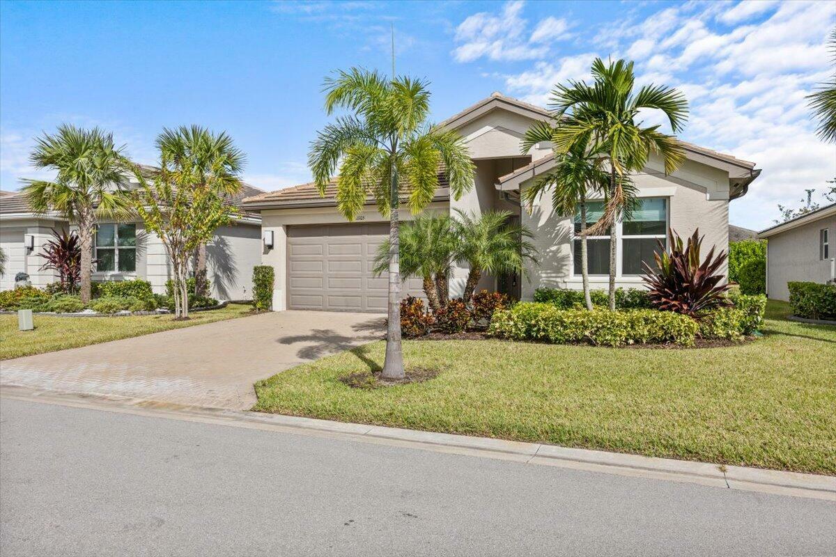 Property Photo:  11105 SW Carriage Hill Lane  FL 34987 