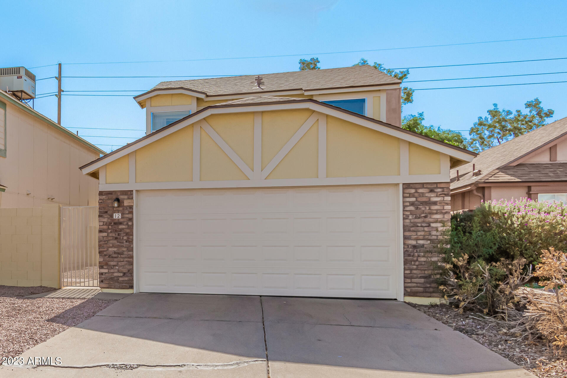 Property Photo:  1915 S 39th Street 12  AZ 85206 