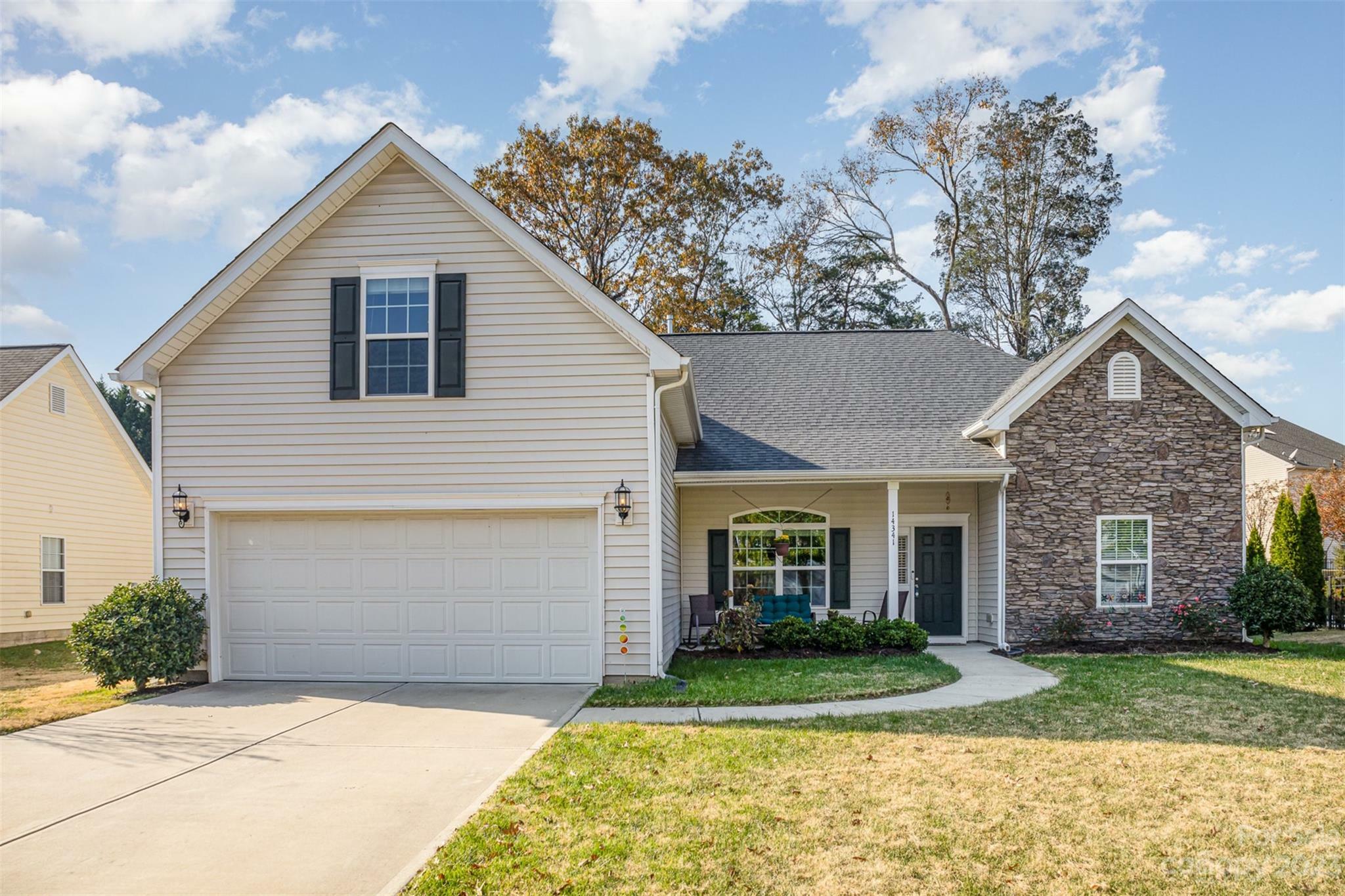 Property Photo:  14341 Old Dobbin Drive  NC 28078 